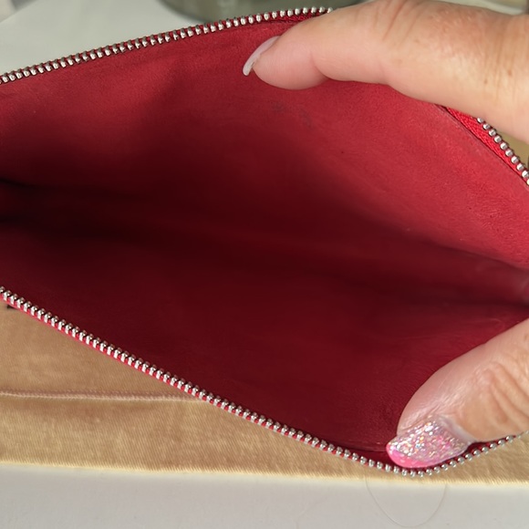 Louis Vuitton Vintage Epi Pochette - Picture 4 of 5